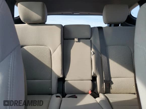 ✅ 2017 Hyundai Santa Fe 2.4L • VIN: 5NMZU3LB2HH018960 • Лот: 58431823. Опубликован ранее на Copart с пробегом 51 116 миль. Бесплатный доступ к архиву аукционных продаж из США и подробный отчёт об истории автомобиля на DreamBid. Изображение 10.