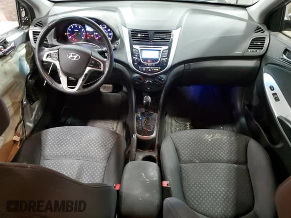 ✅ 2012 Hyundai Accent SE • VIN: KMHCU5AE2CU006559 • Лот: 73687474. Опубликован ранее на Copart с пробегом 171 034 миль. Бесплатный доступ к архиву аукционных продаж из США и подробный отчёт об истории автомобиля на DreamBid. Изображение 8.