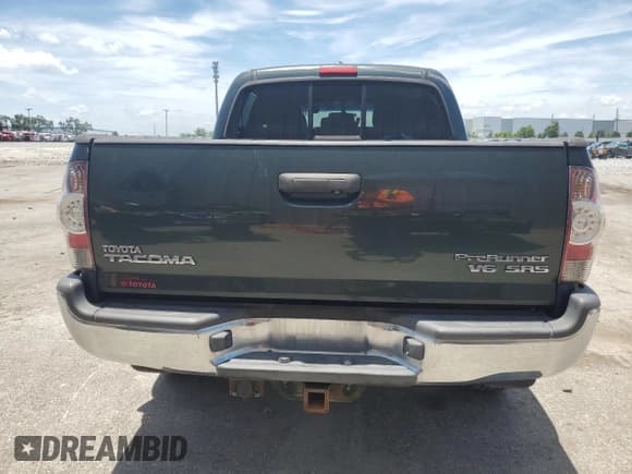 ✅ 2010 Toyota Tacoma PreRunner • VIN: 3TMJU4GN2AM095001 • Lot: 61641885. Listed on Copart with 102,266 mi. Free auction sales archive from the USA and detailed vehicle history report at DreamBid. Image 6.