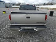 ✅ 2003 Chevrolet S-10 LS • VIN: 1GCCS19X038113093 • Лот: 51652025. Опубликован ранее на Copart с пробегом 152 282 миль. Бесплатный доступ к архиву аукционных продаж из США и подробный отчёт об истории автомобиля на DreamBid. Изображение 6.