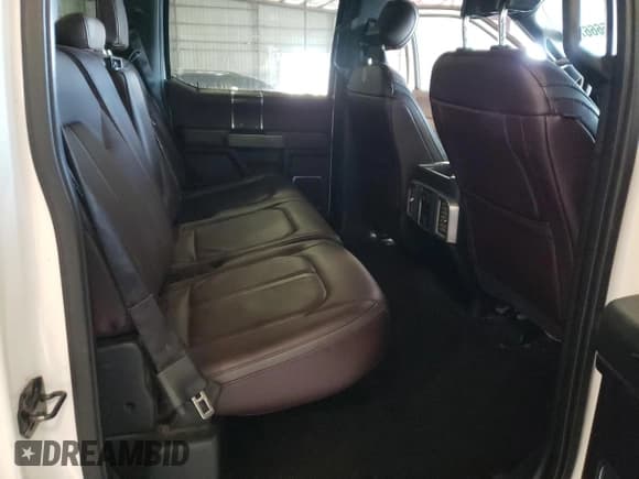 ✅ 2016 Ford F-150 Platinum • VIN: 1FTEW1EG7GFA42334 • Лот: 85666795. Опубликован ранее на Copart с пробегом 117 230 миль. Бесплатный доступ к архиву аукционных продаж из США и подробный отчёт об истории автомобиля на DreamBid. Изображение 10.