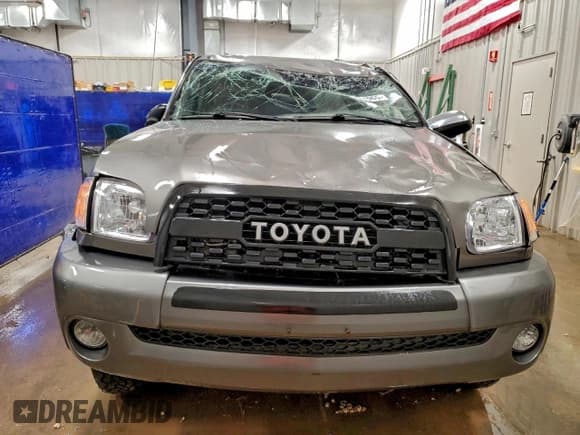 ✅ 2003 Toyota Tundra SR5 • VIN: 5TBBT44123S388160 • Lot: 95421965. Wystawiony na Copart z przebiegiem Nie podano. Bezpłatny archiwum sprzedaży aukcyjnych z USA i szczegółowy raport historii pojazdu na DreamBid. Zdjęcie 5.