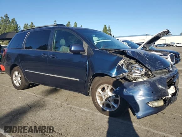 ✅ 2005 Toyota Sienna XLE Limited • VIN: 5TDBA22C65S050771 • Lot: 87028715. Wystawiony na Copart z przebiegiem 207 980 mil. Bezpłatny archiwum sprzedaży aukcyjnych z USA i szczegółowy raport historii pojazdu na DreamBid. Zdjęcie 4.