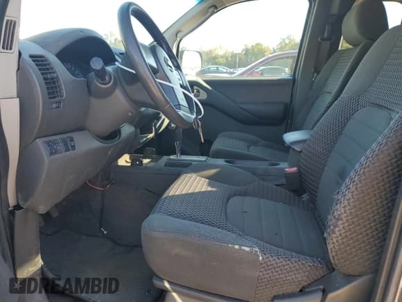 ✅ 2006 Nissan Frontier SE • VIN: 1N6AD06U96C419049 • Lot: 76256804. Wystawiony na Copart z przebiegiem 232 676 mil. Bezpłatny archiwum sprzedaży aukcyjnych z USA i szczegółowy raport historii pojazdu na DreamBid. Zdjęcie 7.