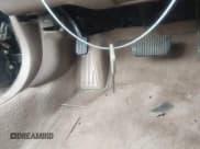 ✅ 1994 Toyota Camry LE • VIN: 4T1GK12W1RU020520 • Lot: 42767455. Wystawiony na IAAI z przebiegiem 276 166 mil. Bezpłatny archiwum sprzedaży aukcyjnych z USA i szczegółowy raport historii pojazdu na DreamBid. Zdjęcie 11.