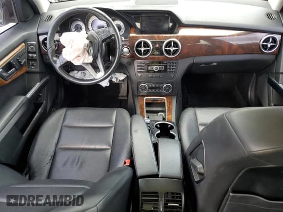 ✅ 2015 Mercedes-Benz GLK 350 • VIN: WDCGG8JB7FG360868 • Lot: 68074805. Wystawiony na Copart z przebiegiem 138 911 mil. Bezpłatny archiwum sprzedaży aukcyjnych z USA i szczegółowy raport historii pojazdu na DreamBid. Zdjęcie 8.