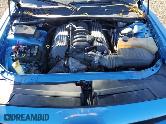 ✅ 2015 Dodge Challenger SRT 392 • VIN: 2C3CDZDJ5FH782295 • Lot: 91179775. Wystawiony na Copart z przebiegiem 24 945 mil. Bezpłatny archiwum sprzedaży aukcyjnych z USA i szczegółowy raport historii pojazdu na DreamBid. Zdjęcie 11.