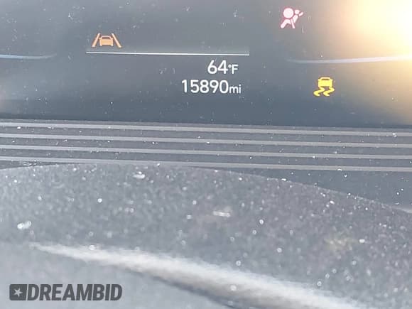 ✅ 2023 Hyundai Venue Limited • VIN: KMHRC8A3XPU256523 • Lot: 43268617. Listed on IAAI with 15,890 mi. Free auction sales archive from the USA and detailed vehicle history report at DreamBid. Image 16.