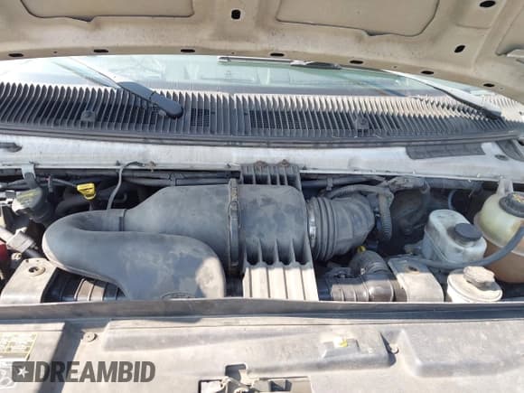 ✅ 2012 Ford Econoline Cargo Commercial • VIN: 1FTNS2EL2CDB27134 • Lot: 43182873. Wystawiony na IAAI z przebiegiem 239 030 mil. Bezpłatny archiwum sprzedaży aukcyjnych z USA i szczegółowy raport historii pojazdu na DreamBid. Zdjęcie 10.