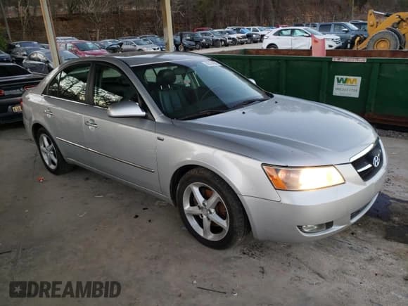 ✅ 2007 Hyundai Sonata SE • VIN: 5NPEU46F37H261181 • Лот: 89144245. Опубликован ранее на Copart с пробегом 195 092 миль. Бесплатный доступ к архиву аукционных продаж из США и подробный отчёт об истории автомобиля на DreamBid. Изображение 4.