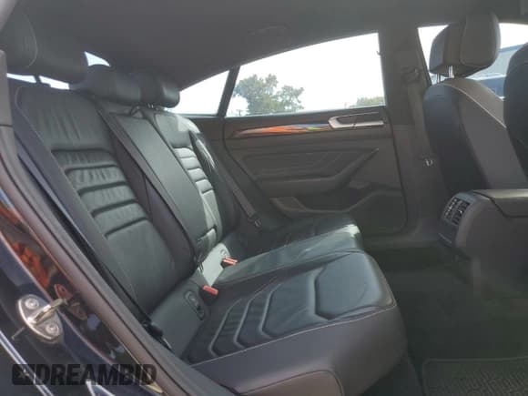 ✅ 2021 Volkswagen Arteon SEL R-Line • VIN: WVWSR7AN2ME006831 • Лот: 80898295. Опубликован ранее на Copart с пробегом 92 401 миль. Бесплатный доступ к архиву аукционных продаж из США и подробный отчёт об истории автомобиля на DreamBid. Изображение 10.