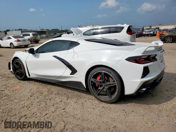 ✅ 2020 Chevrolet Corvette 3LT • VIN: 1G1Y82D48L5115577 • Лот: 63329595. Опубликован ранее на Copart с пробегом 13 805 миль. Бесплатный доступ к архиву аукционных продаж из США и подробный отчёт об истории автомобиля на DreamBid. Изображение 2.