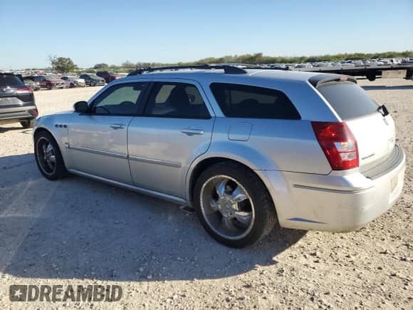 2005 Dodge Magnum RT z VIN 2D4GV58285H518589, wystawiony jako Copart lot #81406034 z przebiegiem 121 227 mil mil oraz Szkoda całkowita • Salvage title. Historia ofert i sprzedaży dostępna na DreamBid. Obrazek 2.