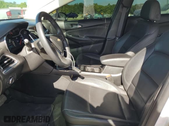 ✅ 2018 Chevrolet Cruze Premier • VIN: 1G1BF5SM7J7241642 • Lot: 45634233. Listed on Copart with 34,759 mi. Free auction sales archive from the USA and detailed vehicle history report at DreamBid. Image 7.