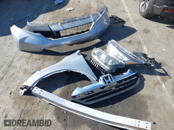 ✅ 2018 Honda CR-V LX • VIN: 2HKRW5H31JH424423 • Lot: 43502965. Wystawiony na IAAI z przebiegiem 82 604 mil. Bezpłatny archiwum sprzedaży aukcyjnych z USA i szczegółowy raport historii pojazdu na DreamBid. Zdjęcie 12.