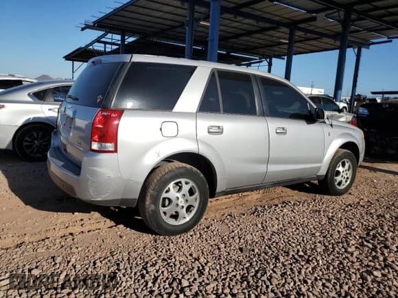 ✅ 2006 Saturn VUE • VIN: 5GZCZ53496S835010 • Lot: 57467345. Wystawiony na Copart z przebiegiem 127 636 mil. Bezpłatny archiwum sprzedaży aukcyjnych z USA i szczegółowy raport historii pojazdu na DreamBid. Zdjęcie 3.