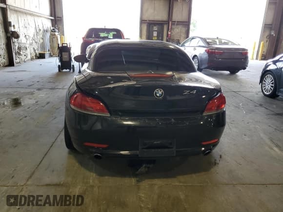 ✅ 2010 BMW Z4 sDrive35i • VIN: WBALM7C59AE382192 • Lot: 58552575. Wystawiony na Copart z przebiegiem 95 140 mil. Bezpłatny archiwum sprzedaży aukcyjnych z USA i szczegółowy raport historii pojazdu na DreamBid. Zdjęcie 6.