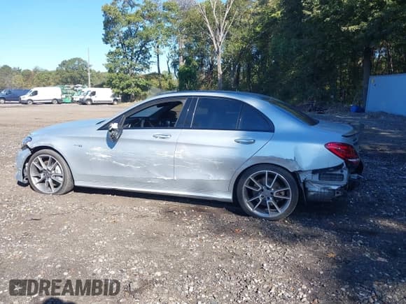 ✅ 2017 Mercedes-Benz C 43 AMG • VIN: 55SWF6EB2HU180745 • Lot: 43380271. Listed on IAAI with 67,205 mi. Free auction sales archive from the USA and detailed vehicle history report at DreamBid. Image 14.