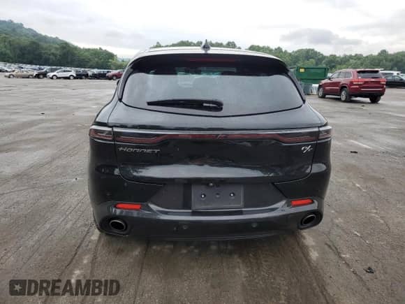 2024 Dodge Hornet R/T z VIN ZACPDFCW8R3A35230, wystawiony jako Copart lot #67230405 z przebiegiem 24 120 mil mil oraz Nie do naprawy • Non repairable. Historia ofert i sprzedaży dostępna na DreamBid. Obrazek 6.