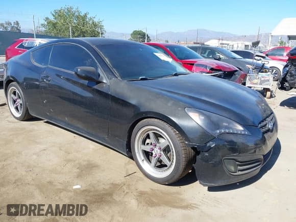 ✅ 2010 Hyundai Genesis Coupe Premium • VIN: KMHHT6KD6AU031014 • Lot: 42684590. Wystawiony na IAAI z przebiegiem 238 579 mil. Bezpłatny archiwum sprzedaży aukcyjnych z USA i szczegółowy raport historii pojazdu na DreamBid. Zdjęcie 1.