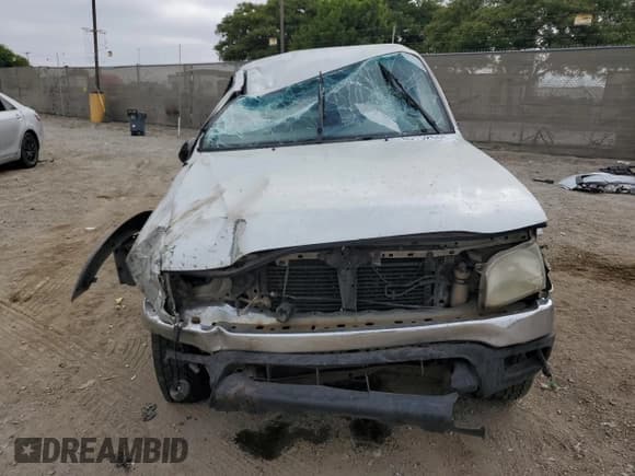 ✅ 2003 Toyota Tacoma PreRunner • VIN: 5TESM92N43Z198645 • Lot: 65152565. Wystawiony na Copart z przebiegiem 276 105 mil. Bezpłatny archiwum sprzedaży aukcyjnych z USA i szczegółowy raport historii pojazdu na DreamBid. Zdjęcie 5.