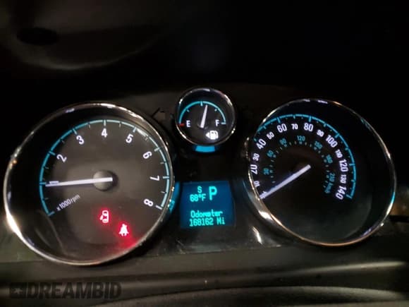 ✅ 2013 Chevrolet Captiva Sport LS • VIN: 3GNAL2EK2DS641254 • Lot: 60649515. Wystawiony na Copart z przebiegiem 168 162 mil. Bezpłatny archiwum sprzedaży aukcyjnych z USA i szczegółowy raport historii pojazdu na DreamBid. Zdjęcie 9.