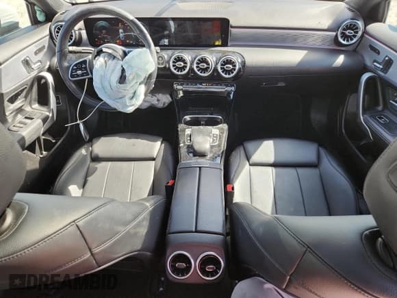 ✅ 2020 Mercedes-Benz A 220 • VIN: WDD3G4EB5LW038230 • Лот: 84706875. Опубликован ранее на Copart с пробегом 61 252 миль. Бесплатный доступ к архиву аукционных продаж из США и подробный отчёт об истории автомобиля на DreamBid. Изображение 8.