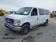 ✅ 2013 Ford Econoline Passenger XL • VIN: 1FBNE3BL1DDA34676 • Lot: 41401076. Wystawiony na IAAI z przebiegiem 179 336 mil. Bezpłatny archiwum sprzedaży aukcyjnych z USA i szczegółowy raport historii pojazdu na DreamBid. Zdjęcie 2.