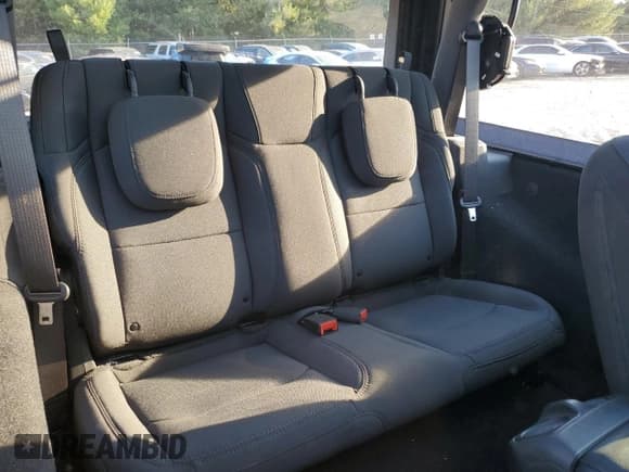 ✅ 2021 Jeep Wrangler Sport • VIN: 1C4GJXAG3MW533950 • Лот: 87288855. Опубликован ранее на Copart с пробегом 24 521 миль. Бесплатный доступ к архиву аукционных продаж из США и подробный отчёт об истории автомобиля на DreamBid. Изображение 10.