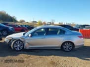 ✅ 2011 Honda Accord EX-L • VIN: 1HGCP2F89BA104695 • Lot: 43602697. Wystawiony na IAAI z przebiegiem 189 478 mil. Bezpłatny archiwum sprzedaży aukcyjnych z USA i szczegółowy raport historii pojazdu na DreamBid. Zdjęcie 15.