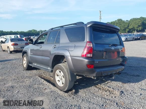 ✅ 2005 Toyota 4Runner Limited • VIN: JTEZT17RX58005476 • Лот: 42869573. Опубликован ранее на IAAI с пробегом 267 455 миль. Бесплатный доступ к архиву аукционных продаж из США и подробный отчёт об истории автомобиля на DreamBid. Изображение 3.