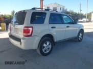 ✅ 2012 Ford Escape XLT • VIN: 1FMCU0D76CKC75871 • Лот: 43692149. Опубликован ранее на IAAI с пробегом 120 858 миль. Бесплатный доступ к архиву аукционных продаж из США и подробный отчёт об истории автомобиля на DreamBid. Изображение 4.