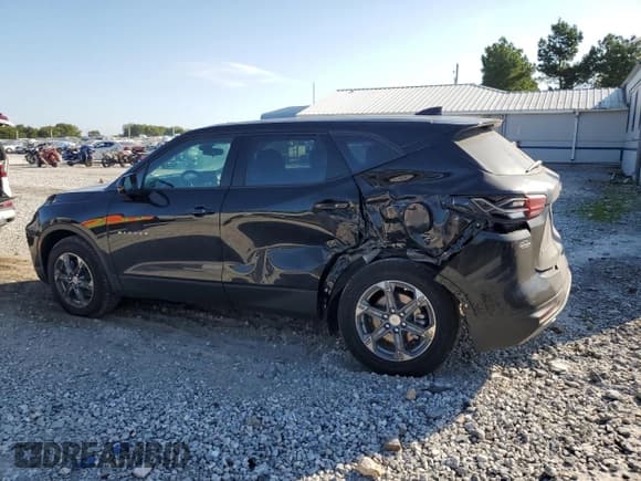 ✅ 2024 Chevrolet Blazer LT • VIN: 3GNKBCR47RS269460 • Lot: 82309985. Listed on Copart with 4,061 mi. Free auction sales archive from the USA and detailed vehicle history report at DreamBid. Image 2.