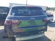 ✅ 2020 Jeep Compass Latitude • VIN: 3C4NJCBB6LT229969 • Lot: 42232500. Listed on IAAI with 86,501 mi. Free auction sales archive from the USA and detailed vehicle history report at DreamBid. Image 17.