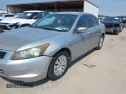 ✅ 2008 Honda Accord LX • VIN: 1HGCP26338A118993 • Lot: 43250046. Wystawiony na IAAI z przebiegiem 251 801 mil. Bezpłatny archiwum sprzedaży aukcyjnych z USA i szczegółowy raport historii pojazdu na DreamBid. Zdjęcie 2.