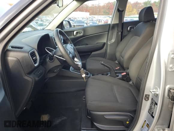 2021 Hyundai Venue SE с VIN KMHRB8A32MU114052, выставлен на аукционе Copart как лот 79613134 с пробегом 120 492 миль миль и Чистый • Clean title. История ставок и продаж доступна на DreamBid. Изображение 7.