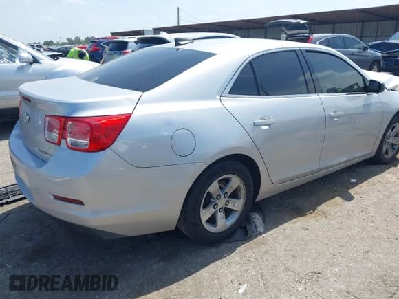 2015 Chevrolet Malibu LS with VIN 1G11A5SL0FF108140, listed as a IAAI auction lot 42871243 with 66,878 mi miles and . Bid and sale history available at DreamBid. Image 4.