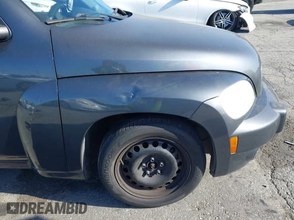 ✅ 2011 Chevrolet HHR LS • VIN: 3GNBAAFW2BS658431 • Lot: 41998908. Listed on IAAI with 218,334 mi. Free auction sales archive from the USA and detailed vehicle history report at DreamBid. Image 14.