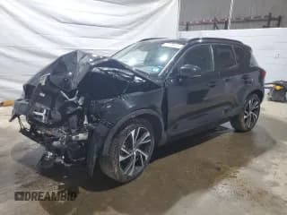 ✅ 2021 Volvo XC40 R-Design • VIN: YV4162UM4M2449345 • Лот: 67724815. Опубликован ранее на Copart с пробегом Не указан. Бесплатный доступ к архиву аукционных продаж из США и подробный отчёт об истории автомобиля на DreamBid. Изображение 1.