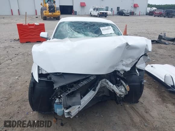 ✅ 2016 Ford Mustang V6 • VIN: 1FA6P8AM4G5316459 • Лот: 42296823. Опубликован ранее на IAAI с пробегом 81 541 миль. Бесплатный доступ к архиву аукционных продаж из США и подробный отчёт об истории автомобиля на DreamBid. Изображение 13.