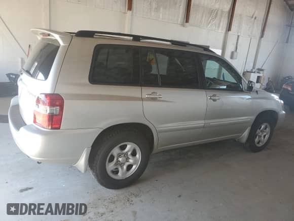 2007 Toyota Highlander z VIN JTEGD21AX70163427, wystawiony jako Copart lot #68708775 z przebiegiem 175 936 mil mil oraz Czysty tytuł • Clean title. Historia ofert i sprzedaży dostępna na DreamBid. Obrazek 3.