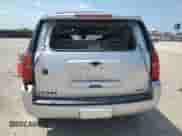 2019 Chevrolet Tahoe Premier z VIN 1GNSKCKJ3KR295868, wystawiony jako Copart lot #53320585 z przebiegiem 90 370 mil mil oraz Szkoda całkowita • Salvage title. Historia ofert i sprzedaży dostępna na DreamBid. Obrazek 6.