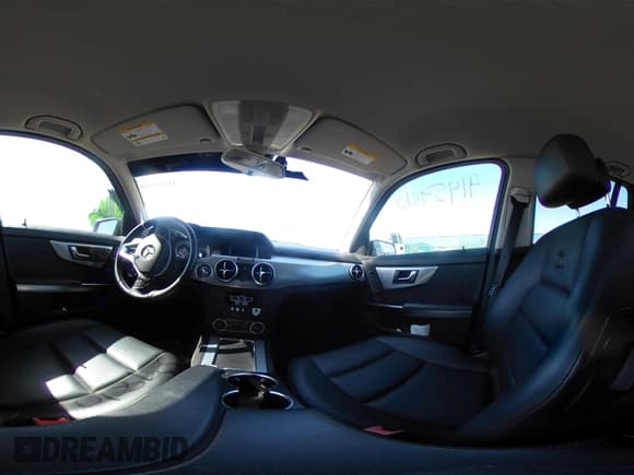 ✅ 2014 Mercedes-Benz GLK 350 • VIN: WDCGG8JB3EG285598 • Lot: 41959810. Wystawiony na IAAI z przebiegiem 155 967 mil. Bezpłatny archiwum sprzedaży aukcyjnych z USA i szczegółowy raport historii pojazdu na DreamBid. Zdjęcie 18.