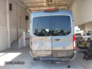 ✅ 2021 Ford Transit Passenger XL • VIN: 1FBAX2C80MKA43264 • Lot: 42348321. Wystawiony na IAAI z przebiegiem 151 706 mil. Bezpłatny archiwum sprzedaży aukcyjnych z USA i szczegółowy raport historii pojazdu na DreamBid. Zdjęcie 17.