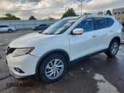 ✅ 2015 Nissan Rogue SL • VIN: 5N1AT2MV3FC762755 • Лот: 84442125. Опубликован ранее на Copart с пробегом 170 868 миль. Бесплатный доступ к архиву аукционных продаж из США и подробный отчёт об истории автомобиля на DreamBid. Изображение 1.