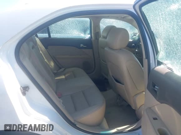 ✅ 2007 Ford Fusion SEL • VIN: 3FAHP08147R213383 • Lot: 43621069. Listed on IAAI with 257,520 mi. Free auction sales archive from the USA and detailed vehicle history report at DreamBid. Image 8.