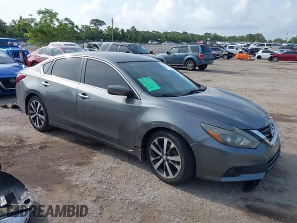 ✅ 2017 Nissan Altima SR • VIN: 1N4AL3AP0HC279569 • Lot: 42357608. Listed on IAAI with 92,950 mi. Free auction sales archive from the USA and detailed vehicle history report at DreamBid. Image 1.
