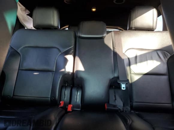 ✅ 2017 Ford Explorer XLT • VIN: 1FM5K7D81HGA43513 • Лот: 93012345. Опубликован ранее на Copart с пробегом 167 031 миль. Бесплатный доступ к архиву аукционных продаж из США и подробный отчёт об истории автомобиля на DreamBid. Изображение 10.