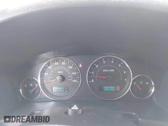 ✅ 2007 Jeep Commander Sport • VIN: 1J8HG48P77C632972 • Lot: 43004736. Listed on IAAI with 201,495 mi. Free auction sales archive from the USA and detailed vehicle history report at DreamBid. Image 7.