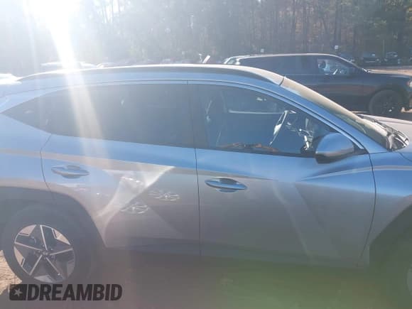 ✅ 2025 Hyundai Tucson SEL • VIN: 5NMJB3DE0SH505495 • Лот: 43622370. Опубликован ранее на IAAI с пробегом 21 881 миль. Бесплатный доступ к архиву аукционных продаж из США и подробный отчёт об истории автомобиля на DreamBid. Изображение 13.